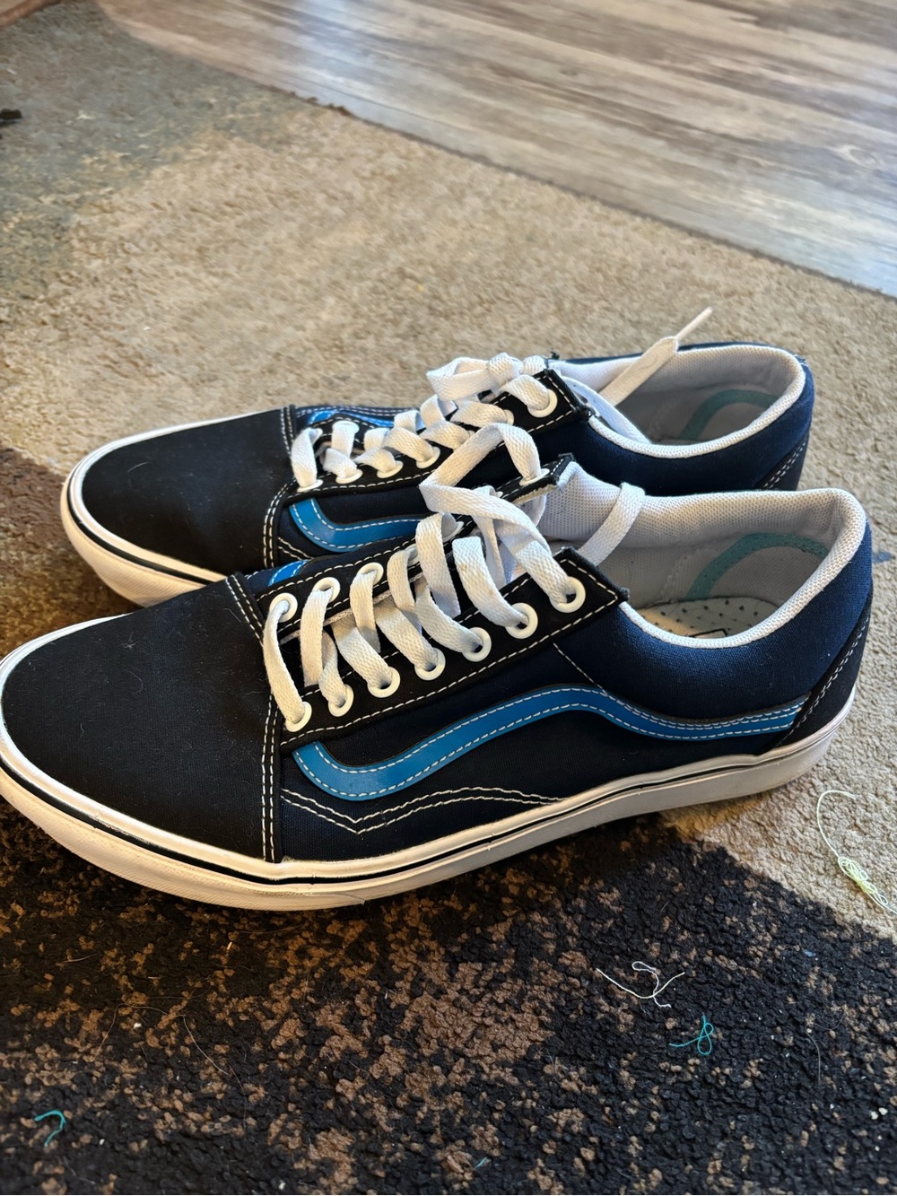 Men's Low-Top vans Skate Sneakers - Black with Blue Accent